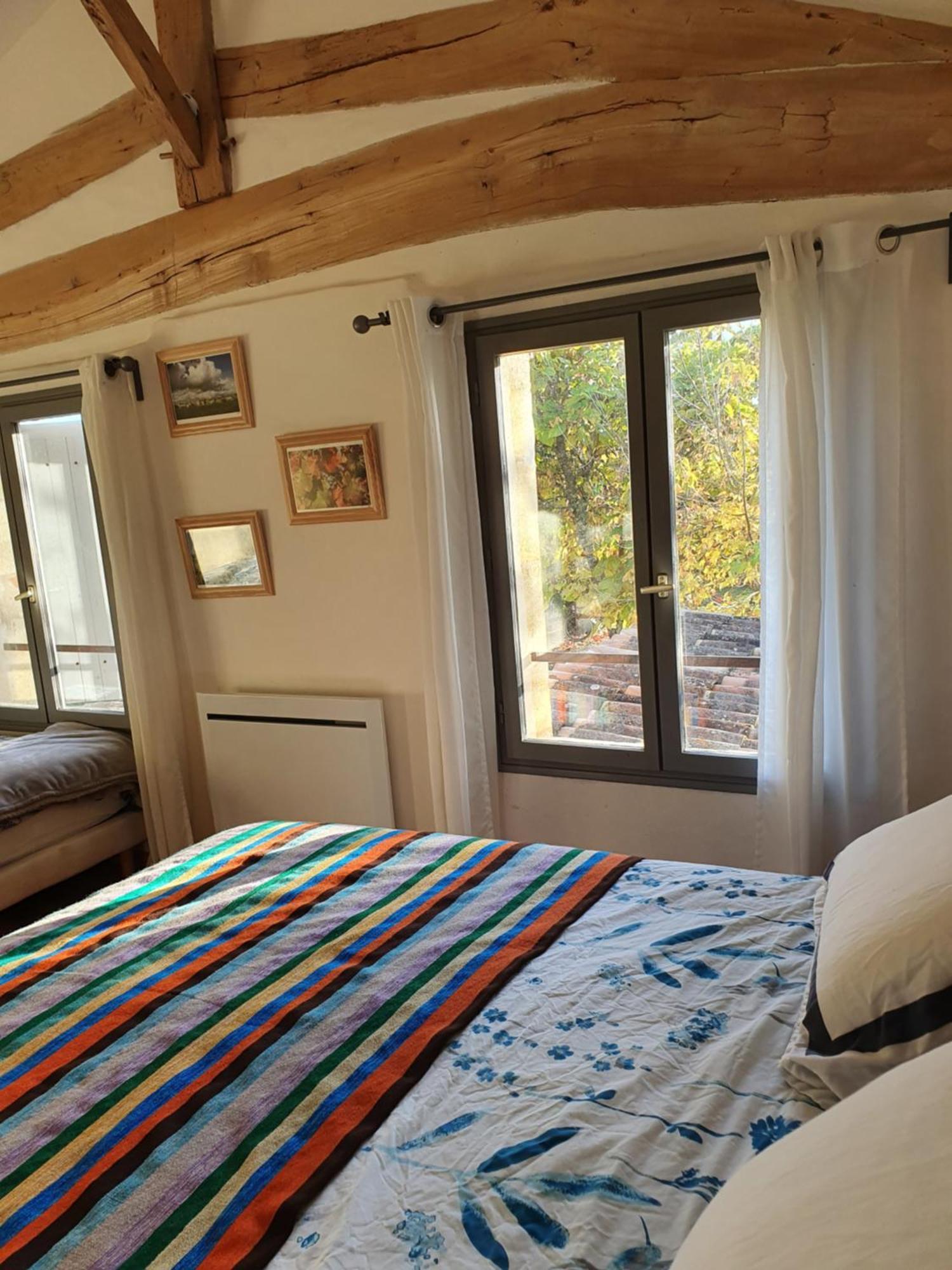 299 Bigaroux Hotel Saint-Émilion Szoba fotó